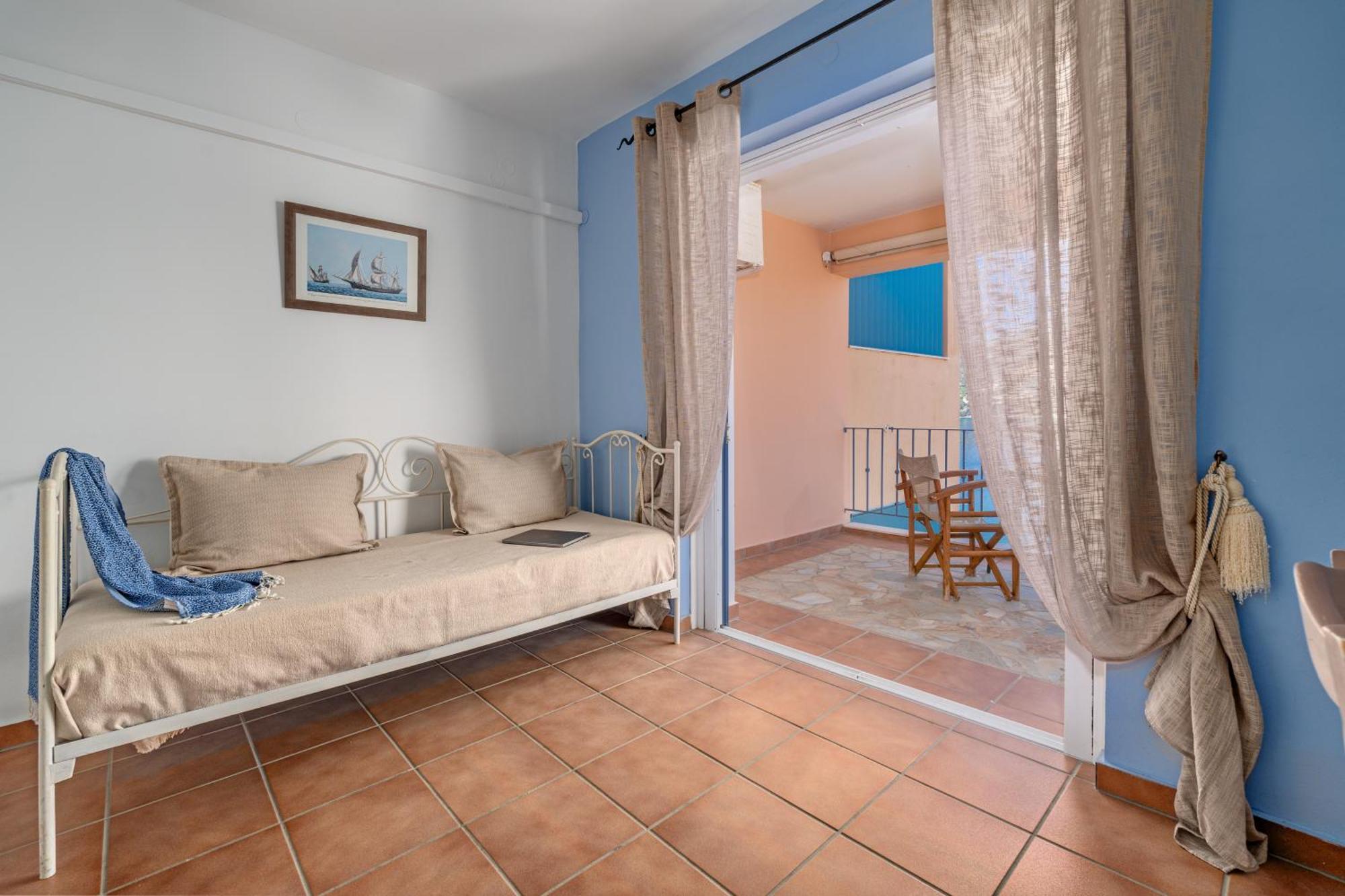 Niovi Seaview Apartments Agii Apostoli Exterior foto